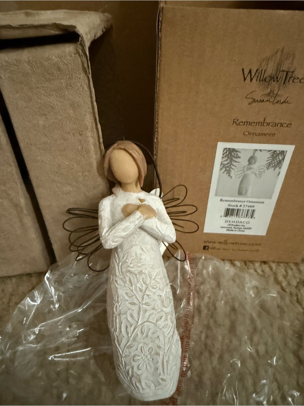 Willow Tree Cream Remembrance Angel Ornament with Bronze Wings
